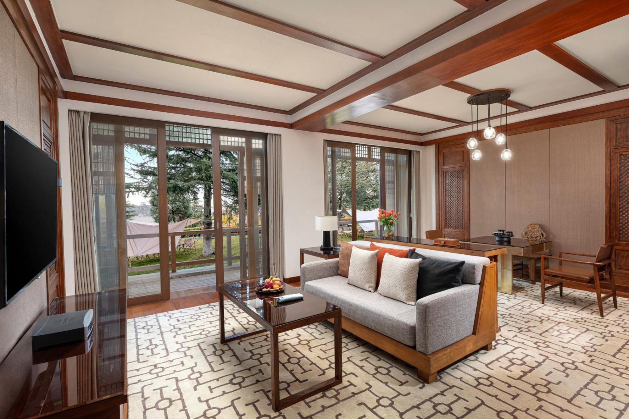 Intercontinental Lijiang Ancient Town By Ihg Курортный комплекс Лицзян